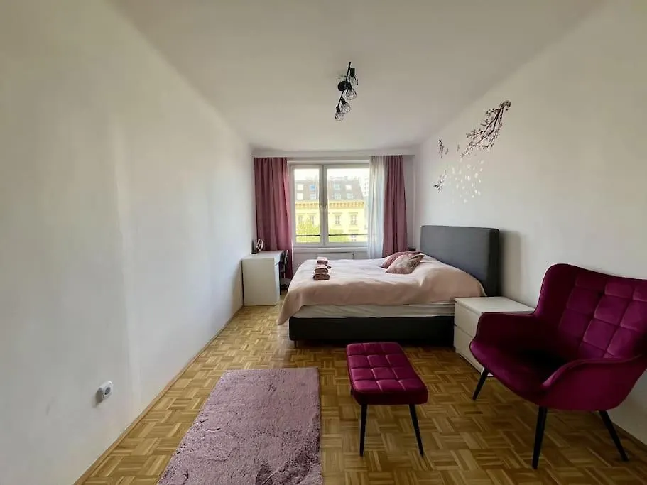 Big Family Apartment Vienna Austria
