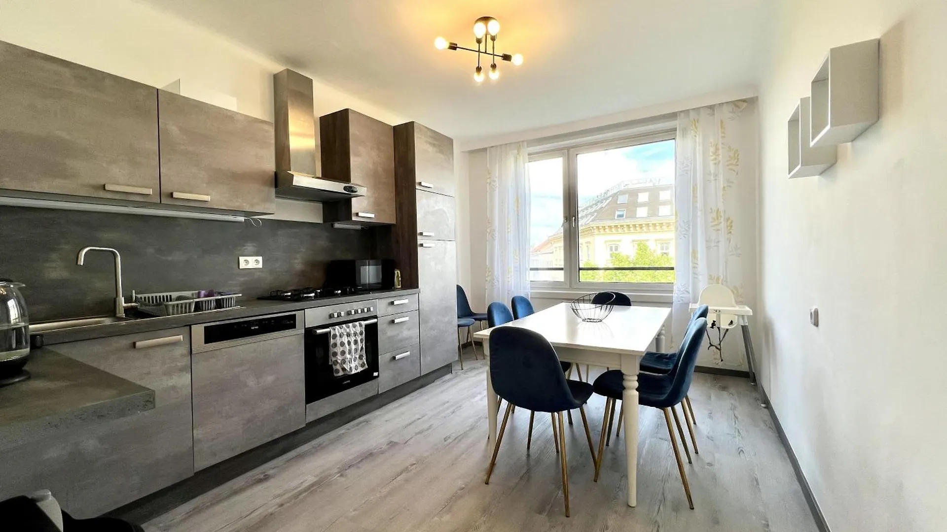 Big Family Apartment Vienna